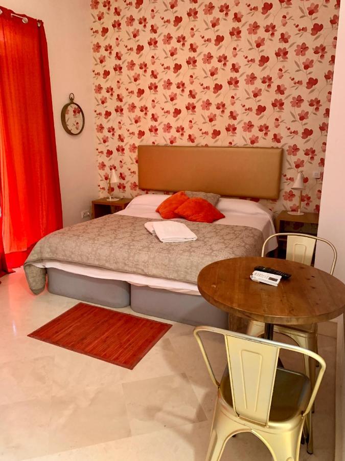 Singular Peral Apartment Sevilla Bagian luar foto