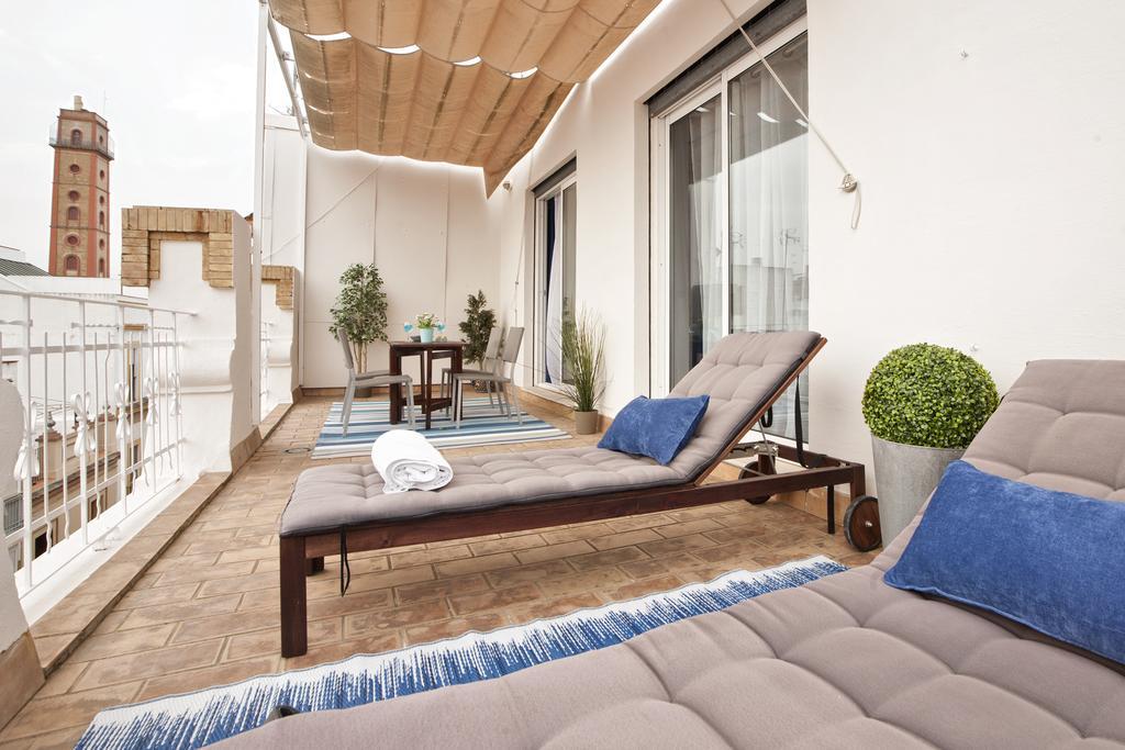 Singular Peral Apartment Sevilla Bagian luar foto