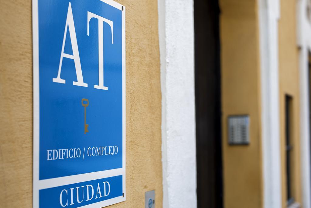 Singular Peral Apartment Sevilla Bagian luar foto