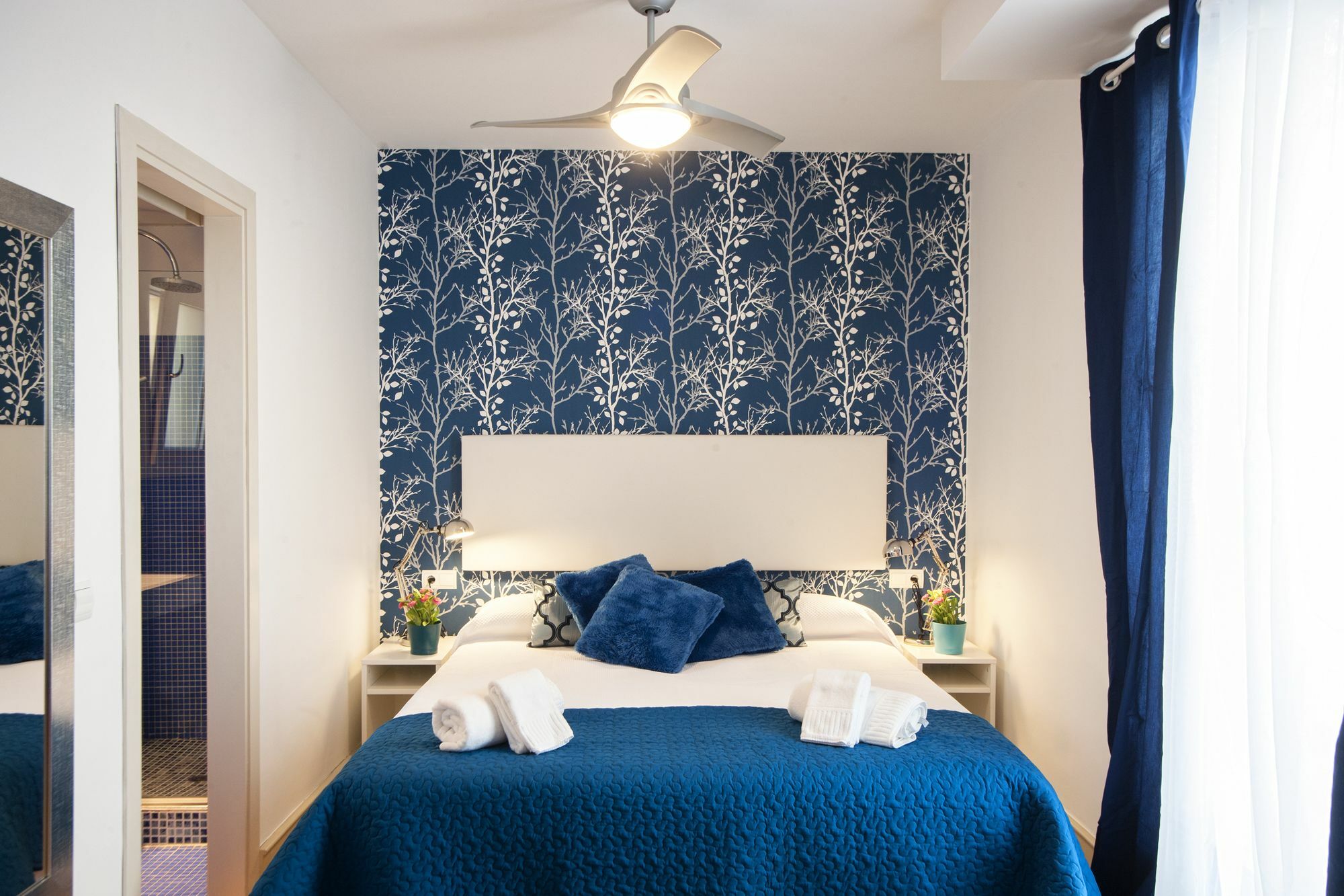 Singular Peral Apartment Sevilla Bagian luar foto